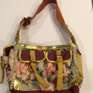 Parcel / Loop / Transversion floral Handbag